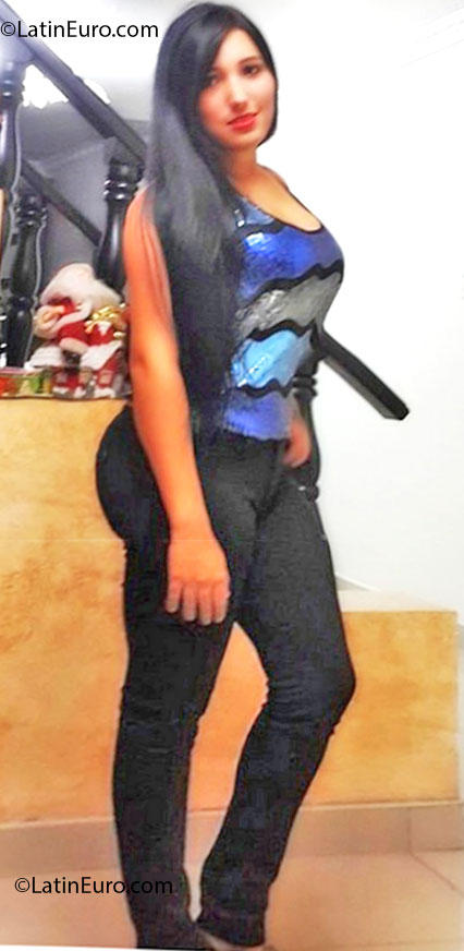 Date this delightful Colombia girl Juliana from Cali CO11969