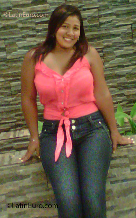 Date this lovely Colombia girl Wendy from Santander CO11987