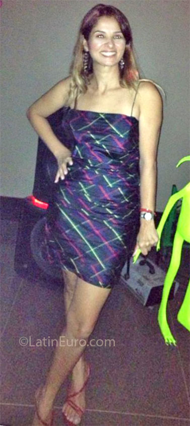 Date this attractive Brazil girl Richester from Brasilia BR7466