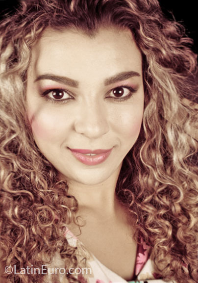 Date this beautiful Brazil girl Emilia from Sao Paulo BR7483