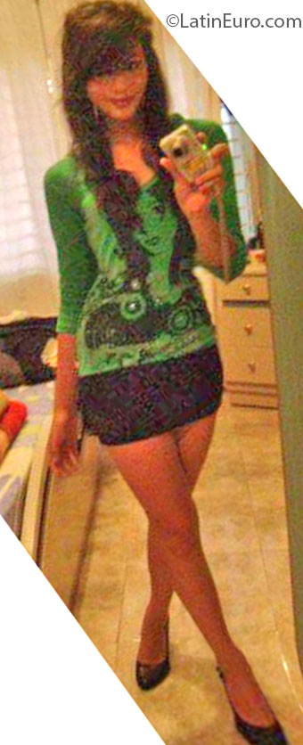 Date this happy Colombia girl Tatiana from Medellin CO12168