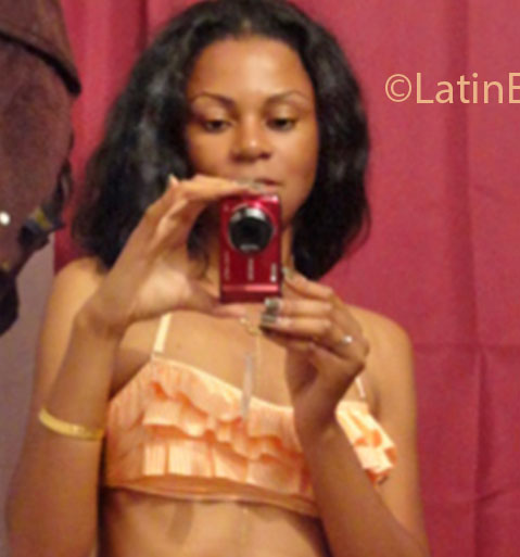 Date this beautiful France girl Maryme from Paris FR191