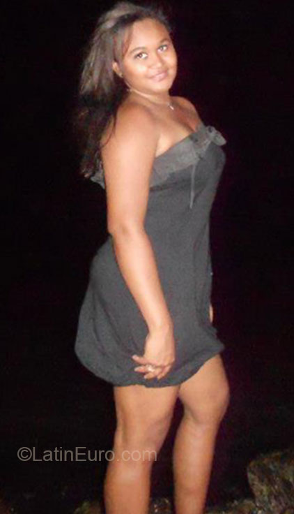 Date this hot Brazil girl Mary from Fortaleza BR7529