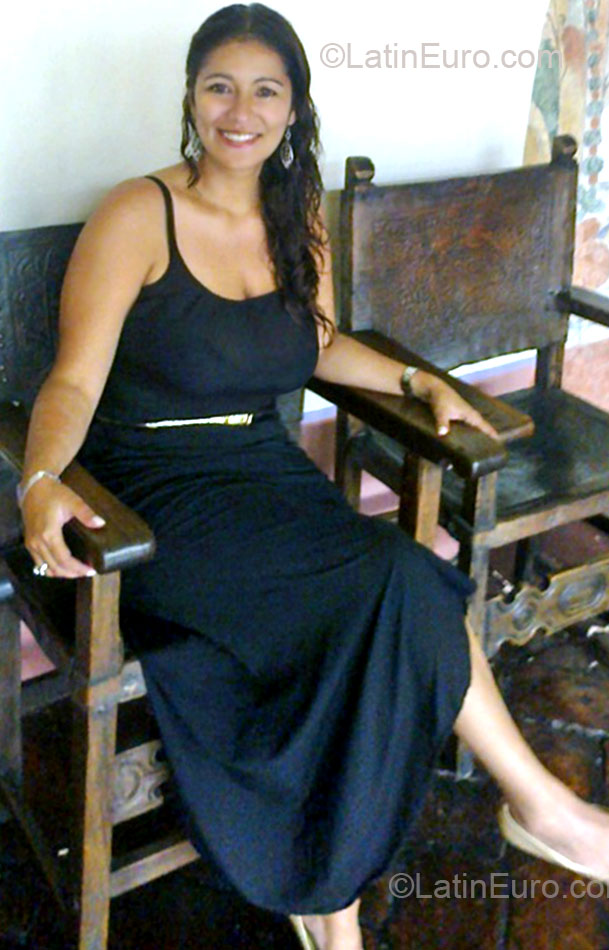 Date this georgeous Colombia girl Diana from Colombia CO12317