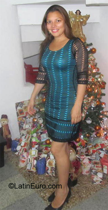 Date this funny Colombia girl Veronica from Bogota CO12335