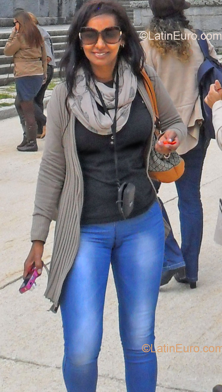 Date this tall Portugal girl Claudiana from Lisbon PT59