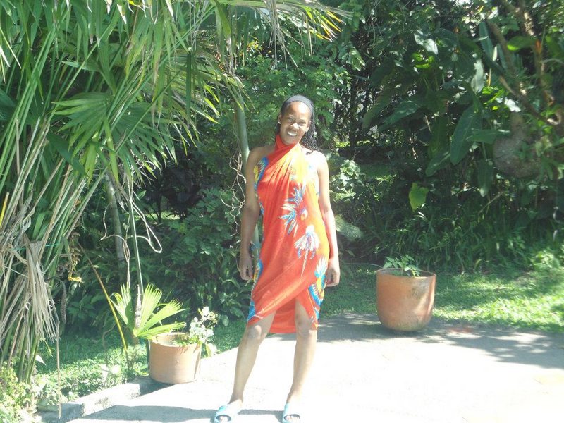 Date this delightful Colombia girl EMILIANA from Bogota CO12431