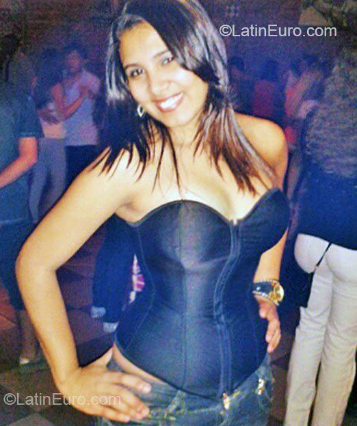 Date this hot Brazil girl Kamila from Sao Paulo BR7606