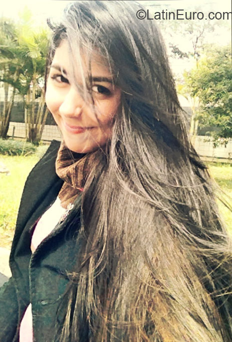 Date this delightful Brazil girl Shana from Sao Paulo BR7632