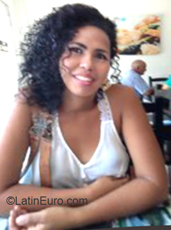 Date this young Colombia girl Marcela from Barrancabermeja CO12546
