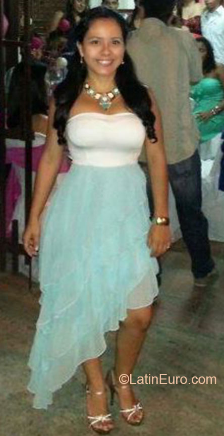 Date this georgeous Colombia girl Leidy from Cali CO12559