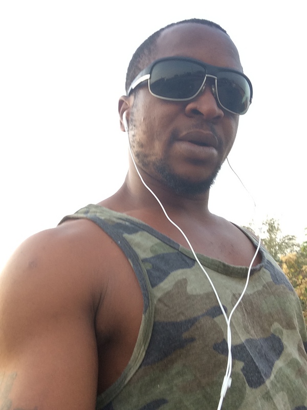 Date this hard body United States man Budman from Baltimore US14127