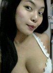 attractive Singapore girl Zhare from Singapore SG14
