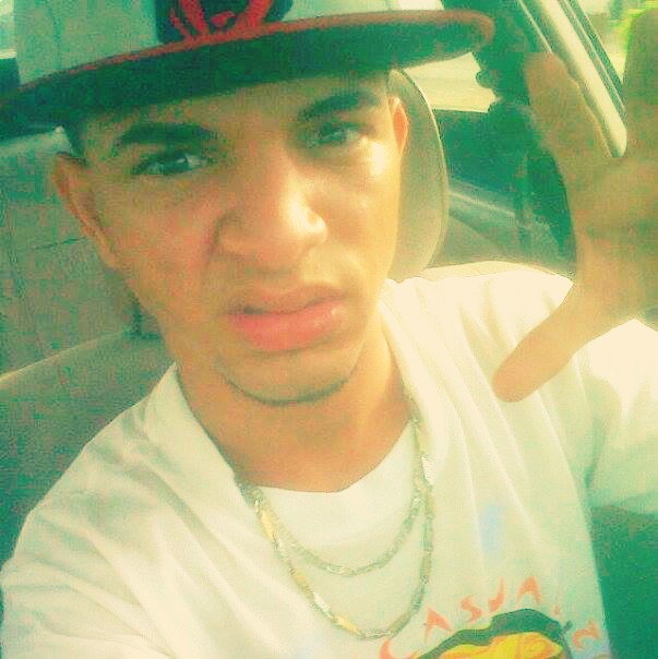 Date this gorgeous Dominican Republic man Andri from San Francisco DO15676