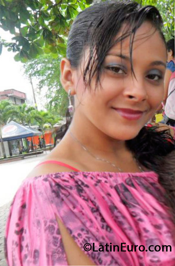 Date this funny Colombia girl Marlis from Apartado CO13023