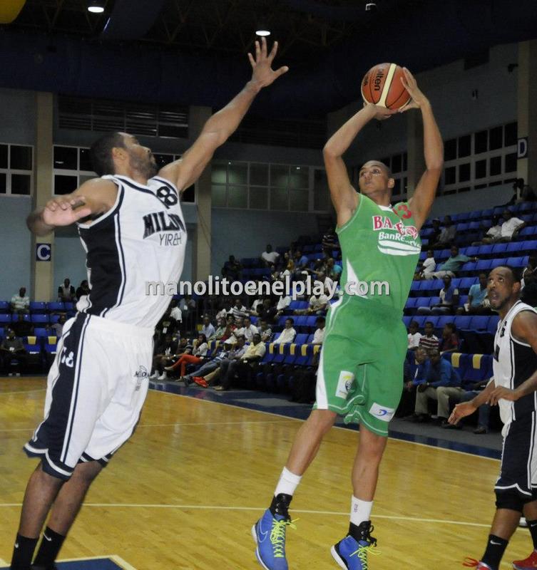 Date this exotic Dominican Republic man Michael from Barahona DO15807