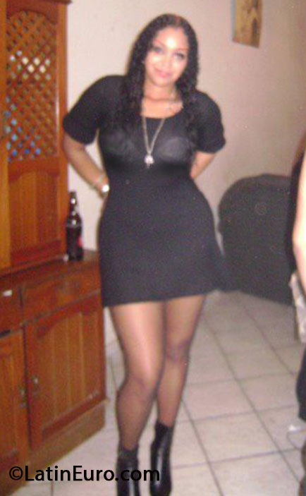 Date this passionate Brazil girl Jessica from Sao Simao BR7829