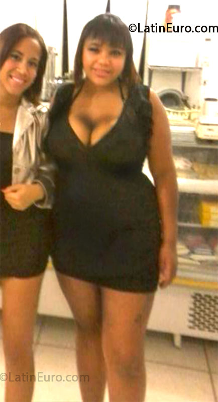 Date this voluptuous Brazil girl Saionara from Bom Jardim BR7871