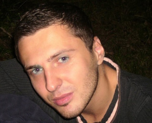 Date this pretty Russia man Demis from MOSKOW RU40