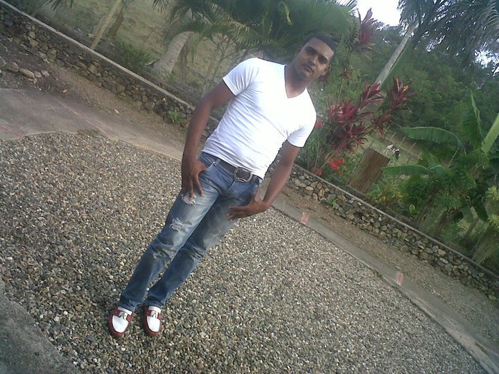 Date this nice looking Dominican Republic man Harvey marte from La Vega DO16435