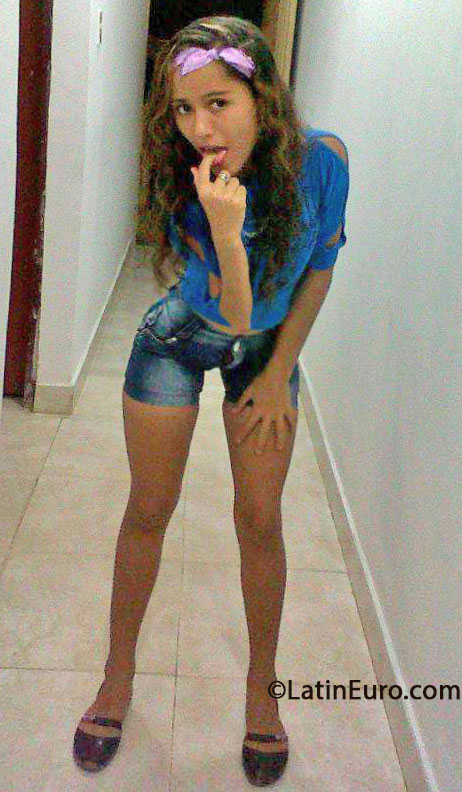 Date this exotic Colombia girl Eva from Cartagena CO13719