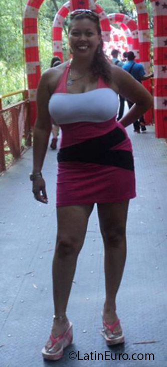 Date this charming Colombia girl LINA from Medellin CO13857