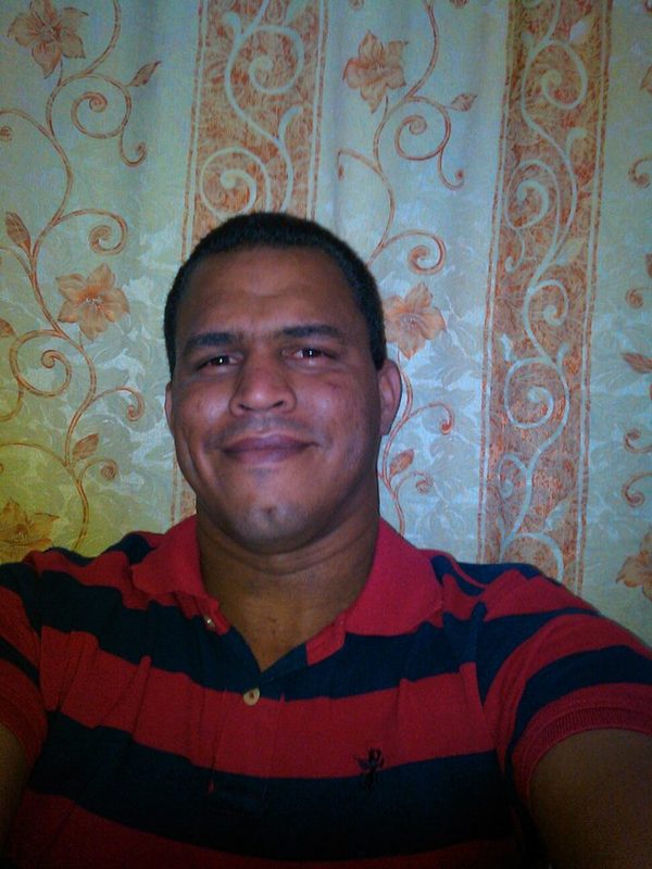 Date this nice looking Dominican Republic man Juan from Santo Domingo Este DO17069