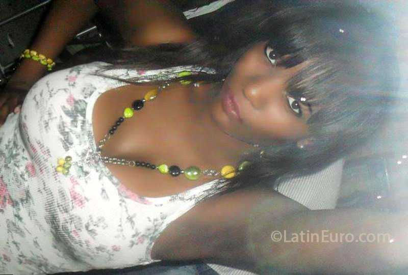 Date this funny Colombia girl Jenny from Cali CO13922