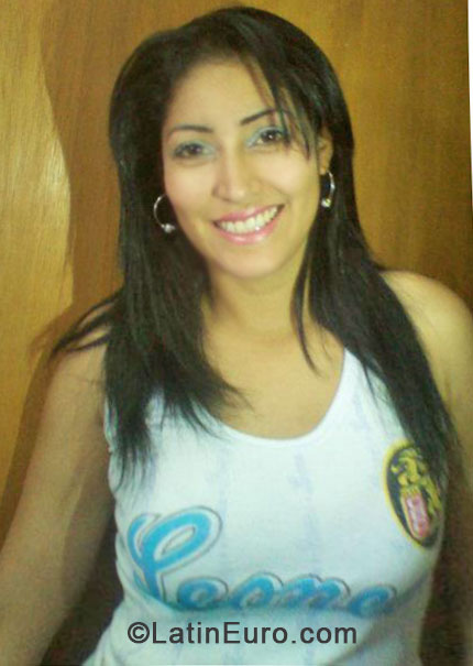 Date this attractive Panama girl Dubelys from Panama PA363