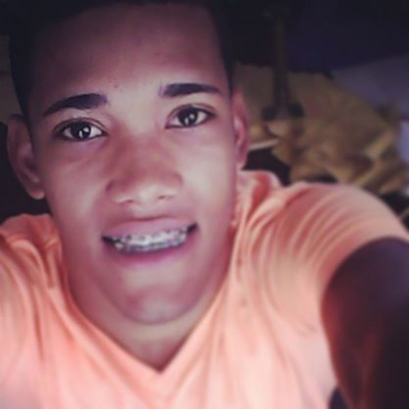 Date this georgeous Dominican Republic man ESTARLIN from Sabto Domingo DO17447