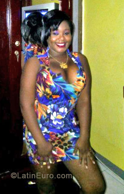 Date this hard body Jamaica girl Crystel from Kingston JM1335