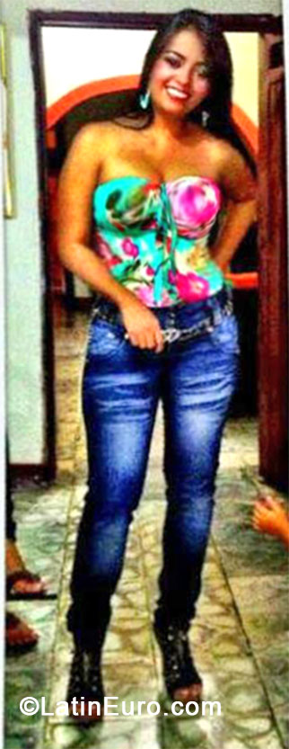 Date this tall Colombia girl Carolina from Cali CO14315