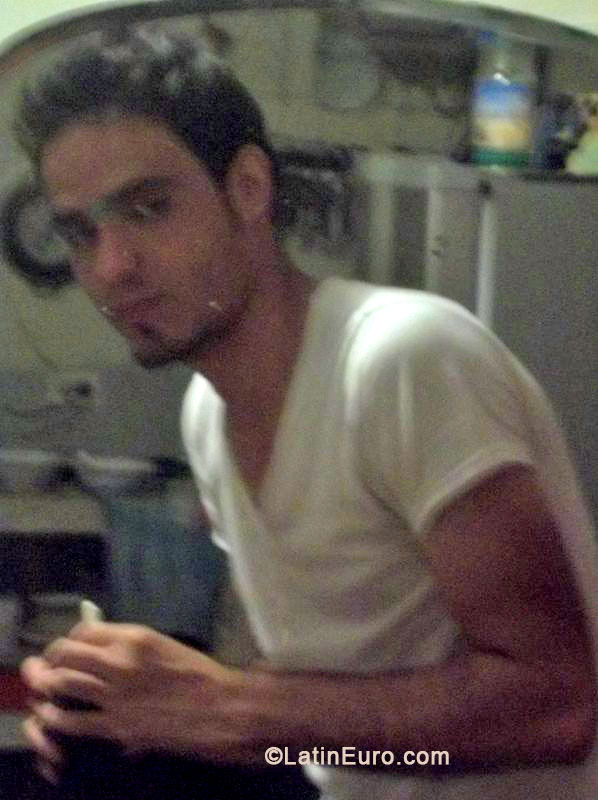 Date this gorgeous Colombia man Arley felipe rios from Medellin CO14393