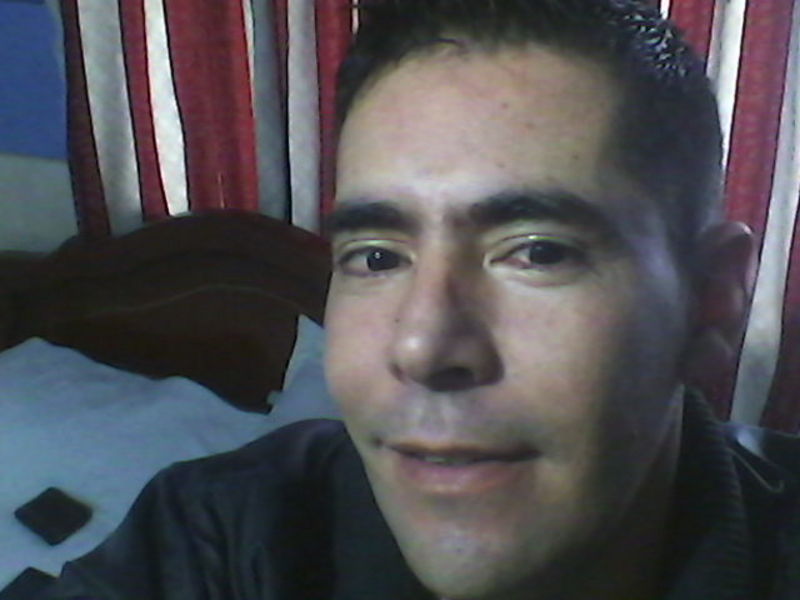 Date this georgeous Colombia man Fernando 40 from Mosquera CO14487