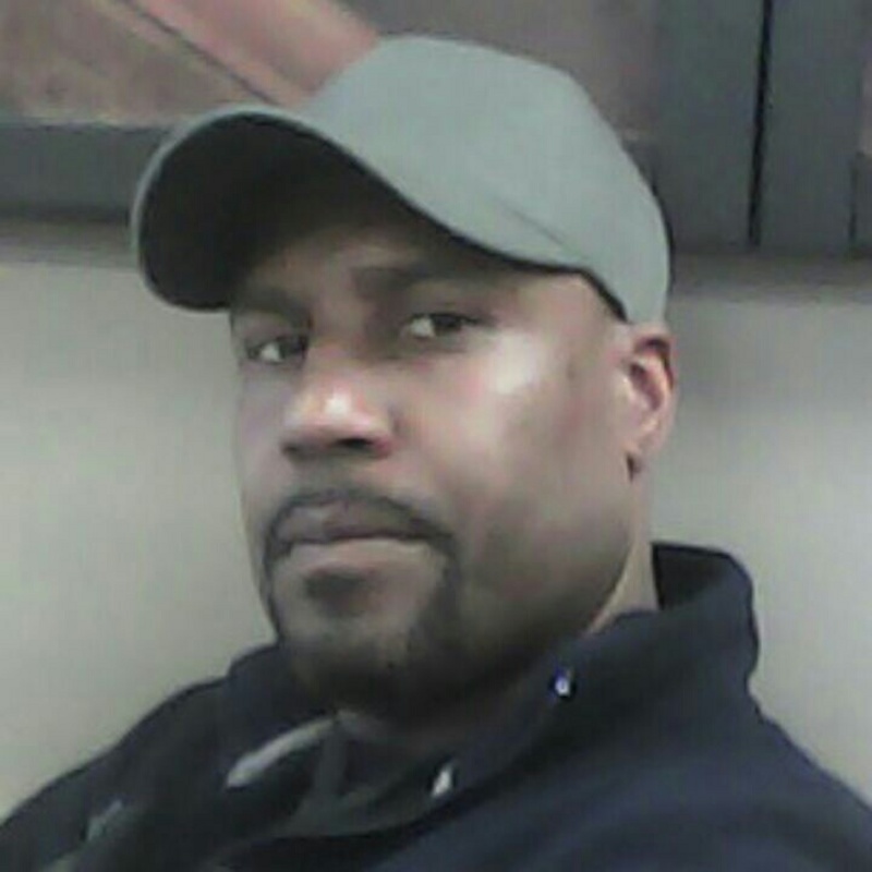 Date this delightful United States man Crom from Boston US14664