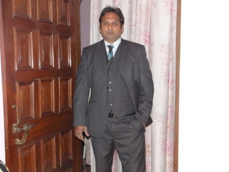 Date this funny India man Mangal from Varanasi IN247