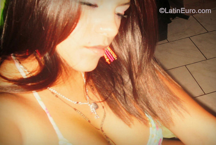 Date this hot Peru girl Cindy from Lima PE857