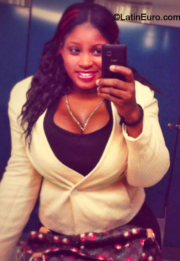 Date this sultry Jamaica girl Kimmy from St. Catherine JM1415