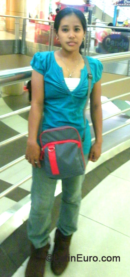 Date this georgeous Philippines girl Ritchel from Cebu City PH598