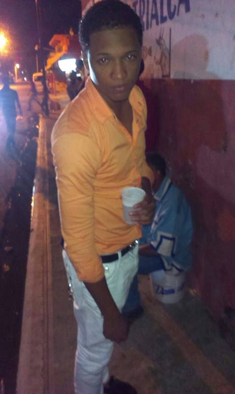 Date this exotic Dominican Republic man Nelvin from Santo Domingo DO18025