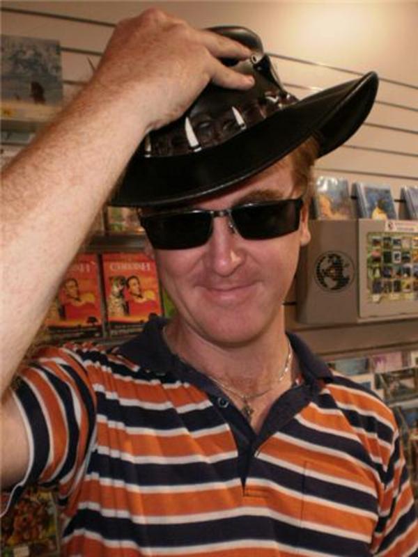 Date this georgeous Australia man Peter from Sydney AU253