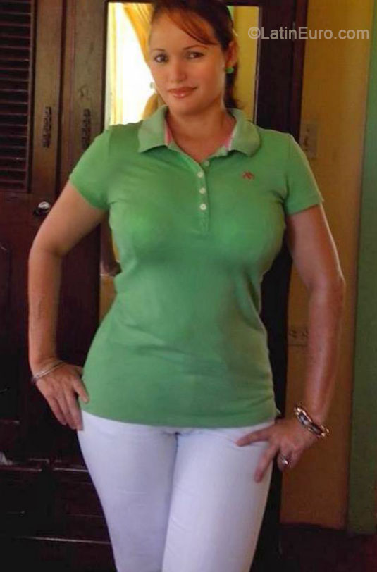 Date this good-looking Honduras girl Luisa from Puerto Cortes HN909