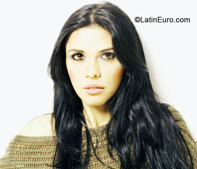 Date this cute Brazil girl Michely from Sao Paulo BR8403