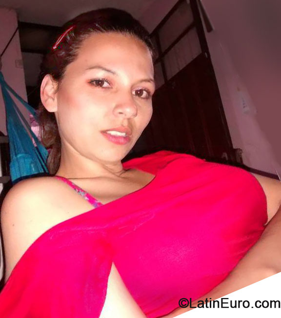Date this happy Colombia girl Sandra diaz from Bogota CO14683