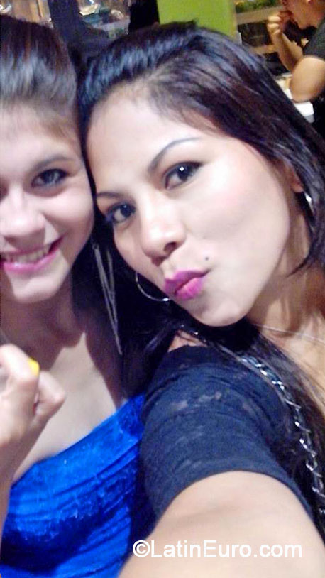 Date this attractive Peru girl Carla from Lima PE878