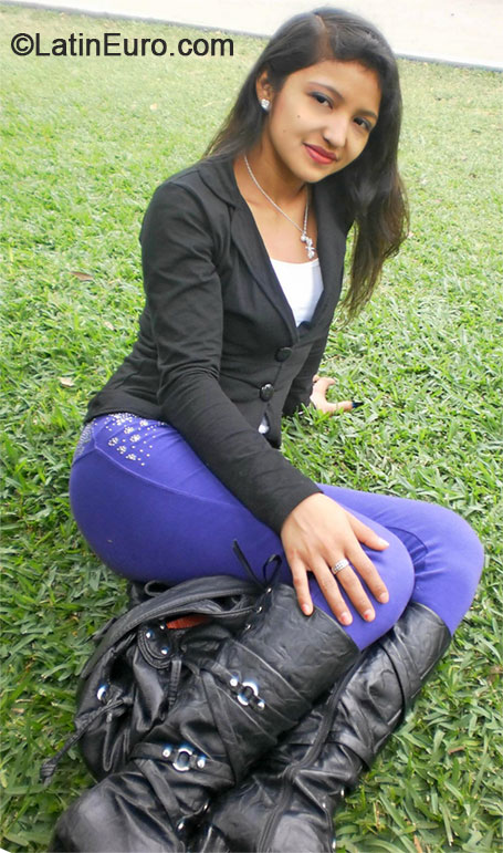 Date this lovely Peru girl Rudi from Lima PE880
