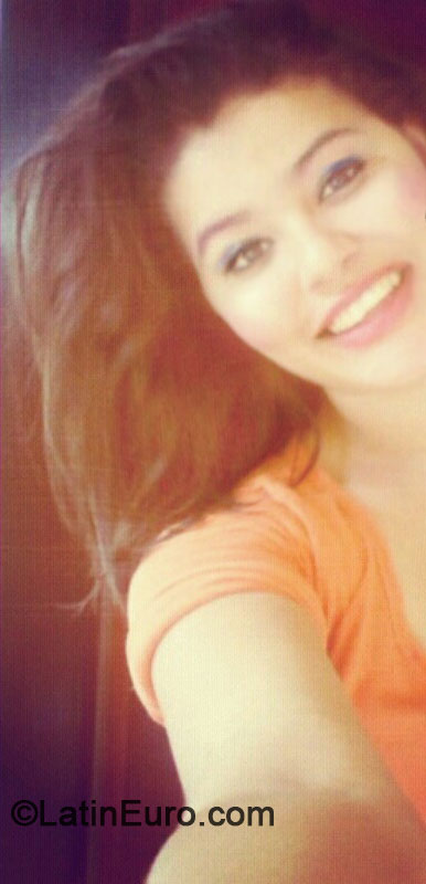 Date this pretty Honduras girl Alexandra from San Pedro Sula HN915