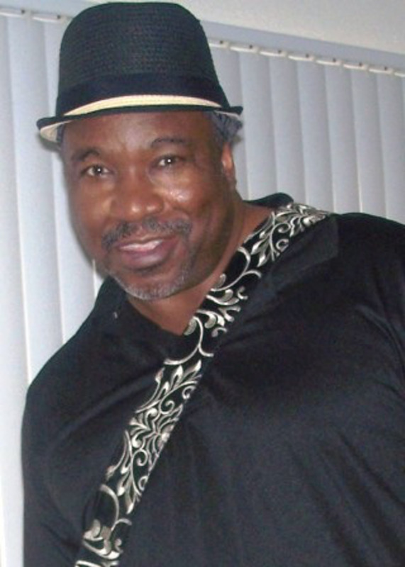 Date this fun United States man Sugarzey from Los Angeles US14792