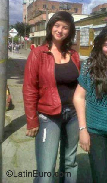Date this foxy Colombia girl Saida from Bogota CO14760