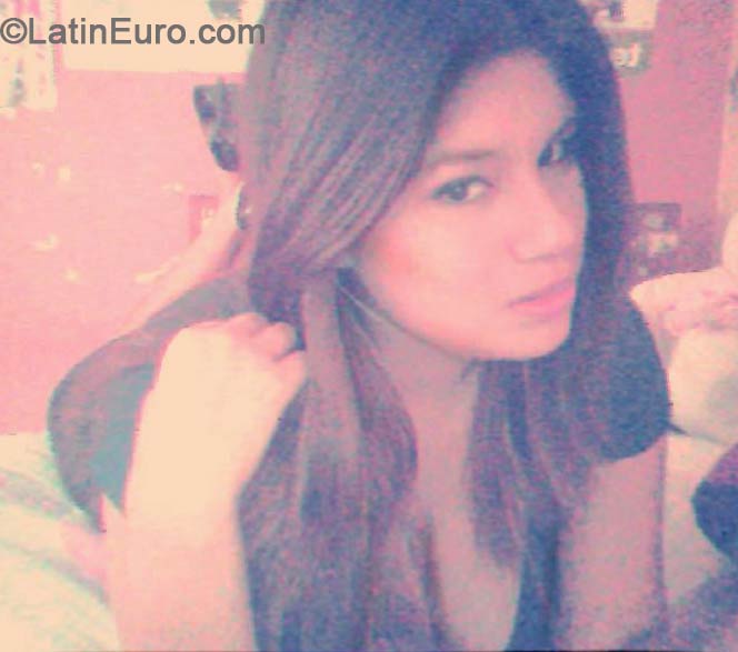 Date this tall Peru girl Sharon from Lima PE899